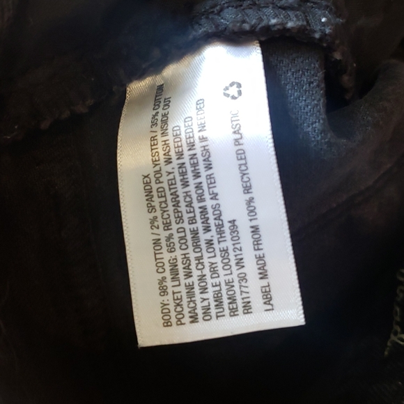 High Rise Shorts - Picture 5 of 5